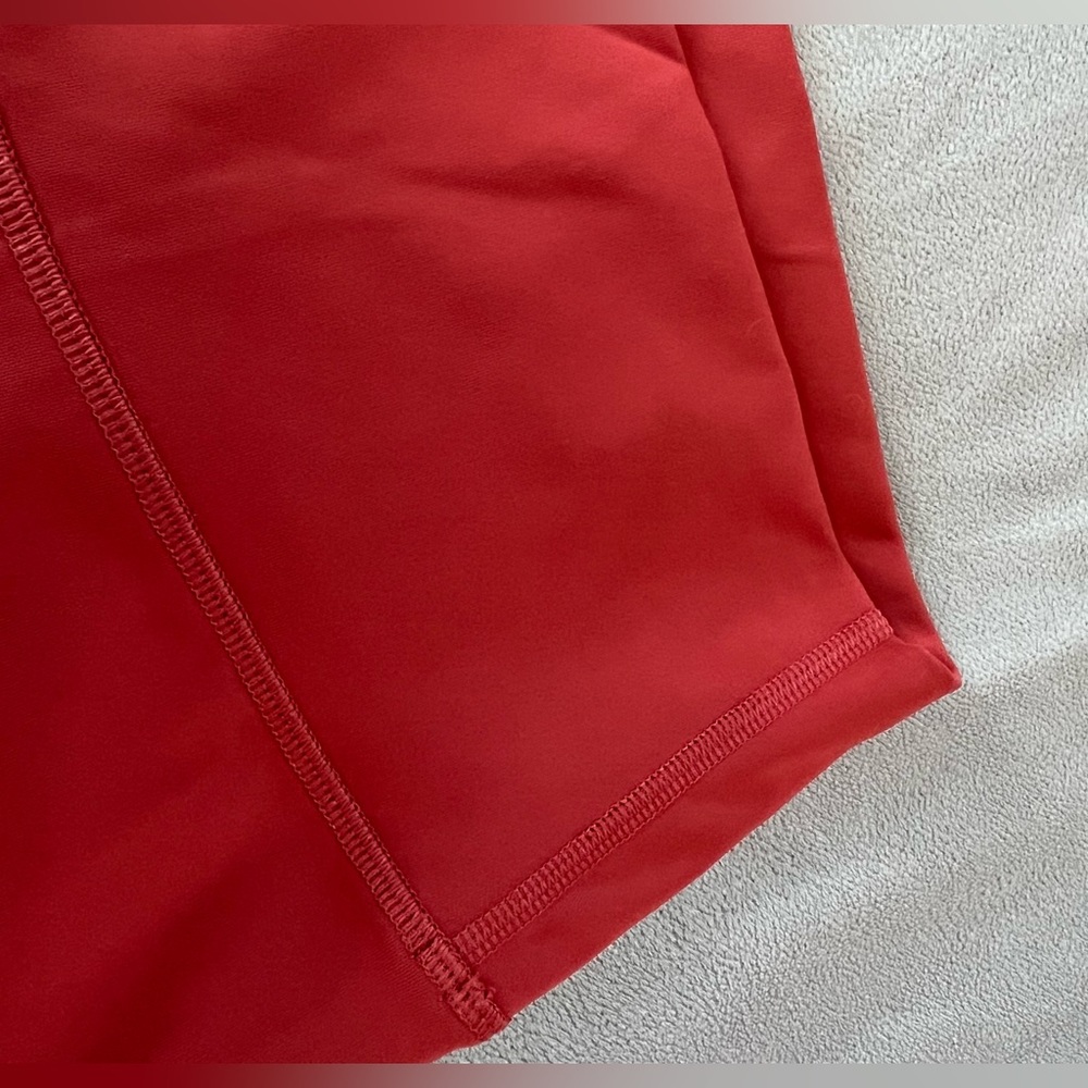 Lululemon capris - Picture 4 of 4